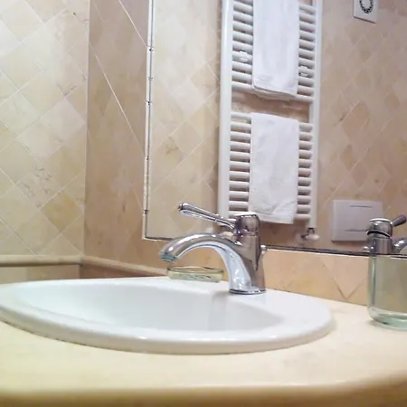 Appartamento Cisterna Roma
